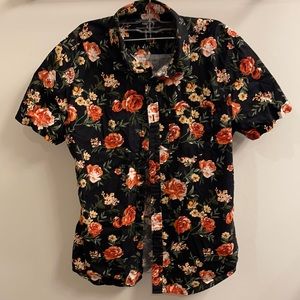 Forever 21 | Floral Short Sleeve Button Down